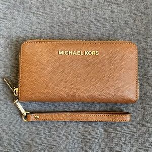 Michael Kors Wristlet